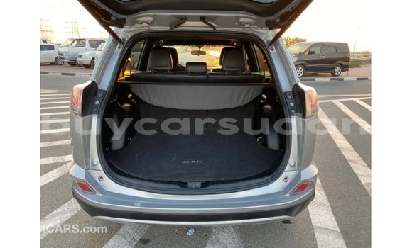 Buy Import Toyota HiAce Other Truck in Import - Dubai in Al Jazirah State Buy Import Toyota HiAce Other Truck in Import - Dubai in Al Jazirah State