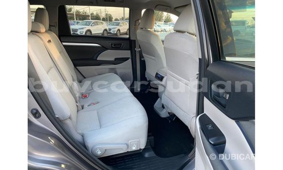 Buy Import Toyota Highlander Other Car in Import - Dubai in Al Jazirah State Buy Import Toyota Highlander Other Car in Import - Dubai in Al Jazirah State