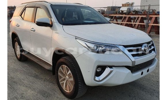 Buy Import Toyota Fortuner White Car in Import - Dubai in Al Jazirah State Buy Import Toyota Fortuner White Car in Import - Dubai in Al Jazirah State