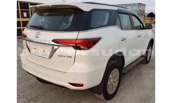 Buy Import Toyota Fortuner White Car in Import - Dubai in Al Jazirah State Buy Import Toyota Fortuner White Car in Import - Dubai in Al Jazirah State