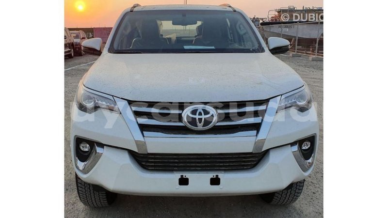 Big with watermark toyota fortuner al jazirah state import dubai 2944