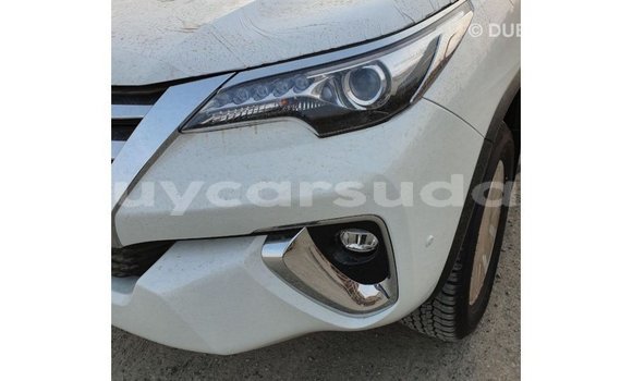 Buy Import Toyota Fortuner White Car in Import - Dubai in Al Jazirah State Buy Import Toyota Fortuner White Car in Import - Dubai in Al Jazirah State