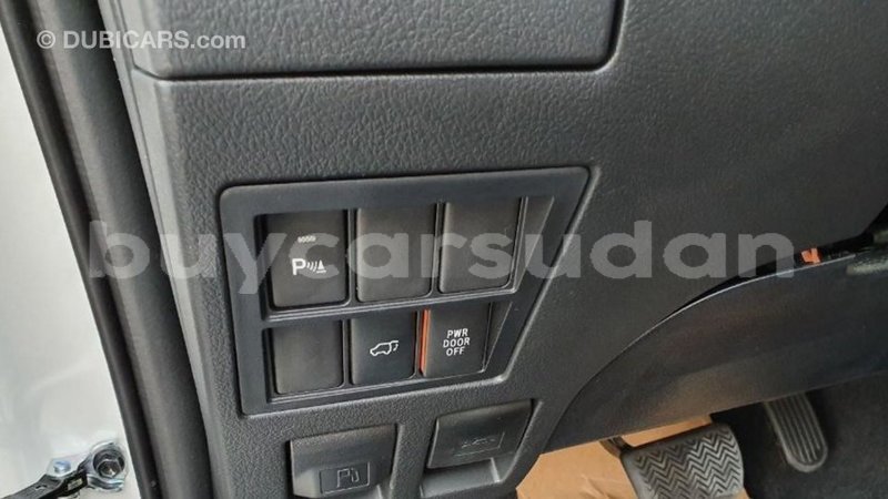 Big with watermark toyota fortuner al jazirah state import dubai 2944