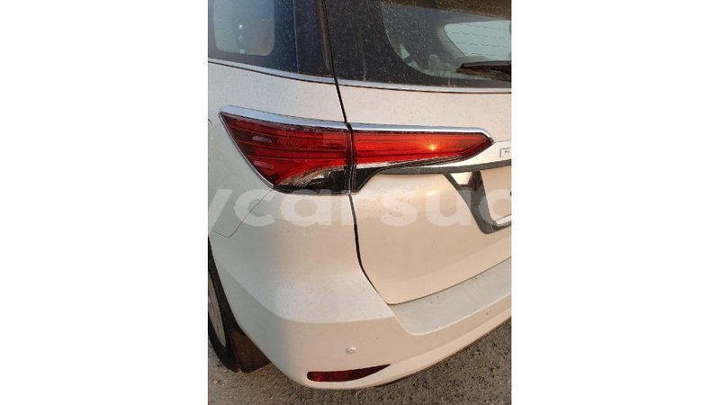 Big with watermark toyota fortuner al jazirah state import dubai 2944