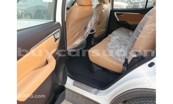 Buy Import Toyota Fortuner White Car in Import - Dubai in Al Jazirah State Buy Import Toyota Fortuner White Car in Import - Dubai in Al Jazirah State