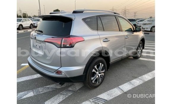 Buy Import Toyota HiAce Other Truck in Import - Dubai in Al Jazirah State Buy Import Toyota HiAce Other Truck in Import - Dubai in Al Jazirah State