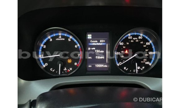 Buy Import Toyota HiAce Other Truck in Import - Dubai in Al Jazirah State Buy Import Toyota HiAce Other Truck in Import - Dubai in Al Jazirah State