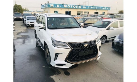 Buy Import Lexus LX White Car in Import - Dubai in Al Jazirah State Buy Import Lexus LX White Car in Import - Dubai in Al Jazirah State