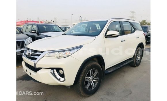 Buy Import Toyota Fortuner White Car in Import - Dubai in Al Jazirah State Buy Import Toyota Fortuner White Car in Import - Dubai in Al Jazirah State