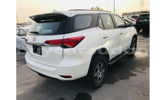 Buy Import Toyota Fortuner White Car in Import - Dubai in Al Jazirah State Buy Import Toyota Fortuner White Car in Import - Dubai in Al Jazirah State
