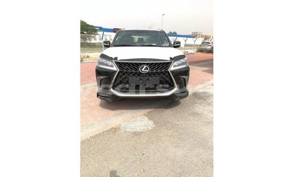 Acheter Import Voiture Lexus LX Noir à Import - Dubai, État d'Al Jazirah Acheter Import Voiture Lexus LX Noir à Import - Dubai, État d'Al Jazirah