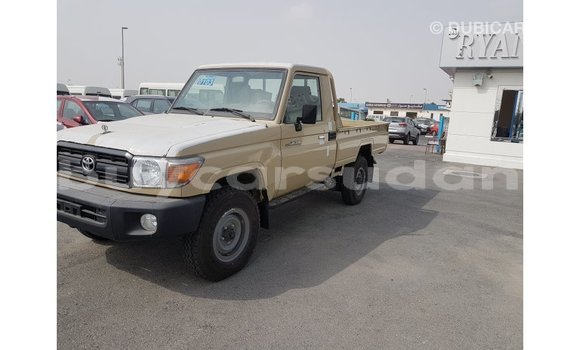 Buy Import Toyota Land Cruiser Beige Car in Import - Dubai in Al Jazirah State Buy Import Toyota Land Cruiser Beige Car in Import - Dubai in Al Jazirah State