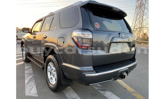 Buy Import Toyota HiAce Other Truck in Import - Dubai in Al Jazirah State Buy Import Toyota HiAce Other Truck in Import - Dubai in Al Jazirah State