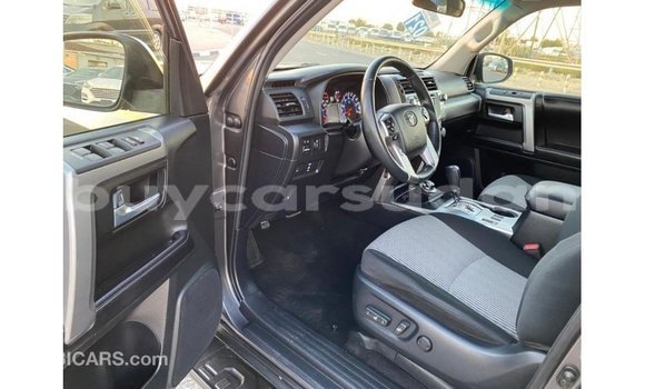 Buy Import Toyota HiAce Other Truck in Import - Dubai in Al Jazirah State Buy Import Toyota HiAce Other Truck in Import - Dubai in Al Jazirah State