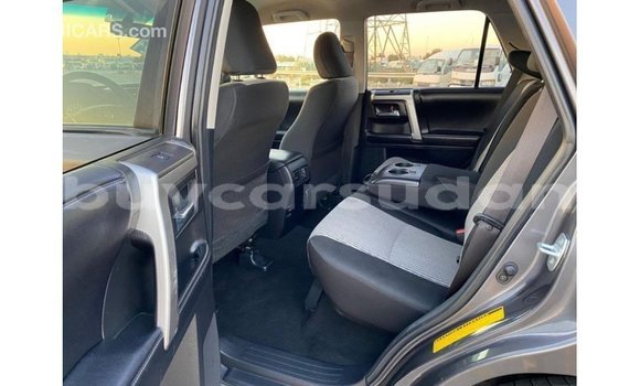 Buy Import Toyota HiAce Other Truck in Import - Dubai in Al Jazirah State Buy Import Toyota HiAce Other Truck in Import - Dubai in Al Jazirah State