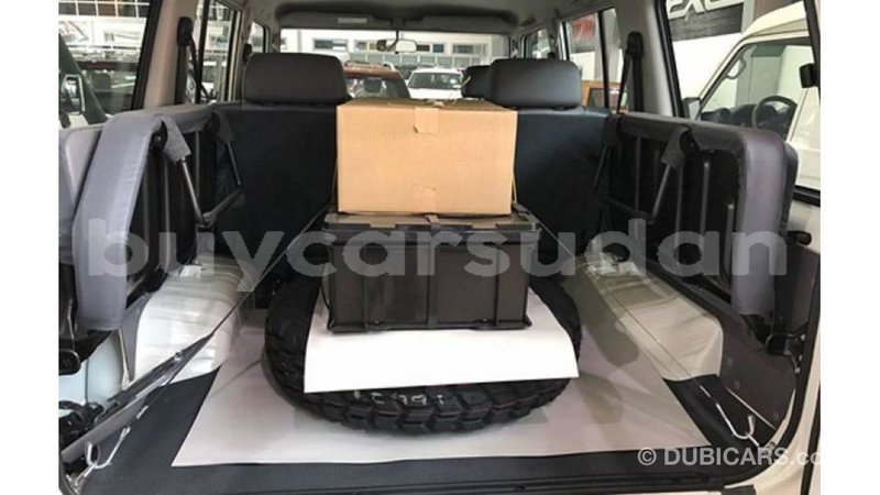 Big with watermark toyota land cruiser al jazirah state import dubai 2976