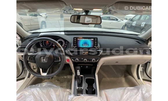 Buy Import Honda T White Bike in Import - Dubai in Al Jazirah State Buy Import Honda T White Bike in Import - Dubai in Al Jazirah State