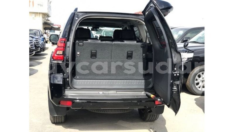 Big with watermark toyota prado al jazirah state import dubai 2984