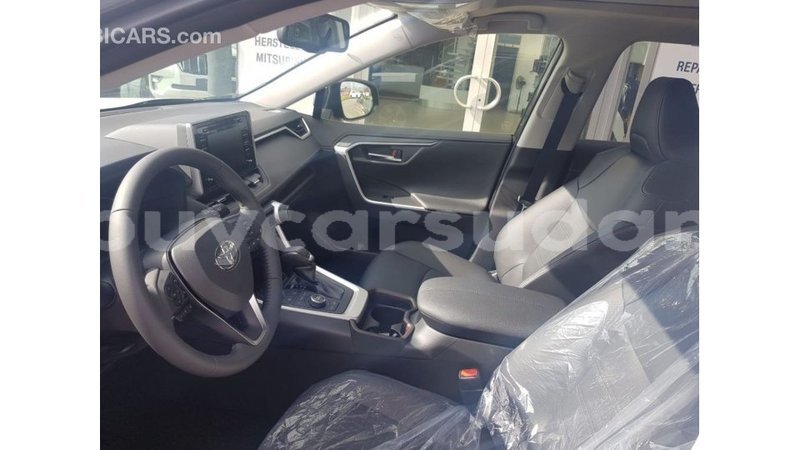 Big with watermark toyota hiace al jazirah state import dubai 2990