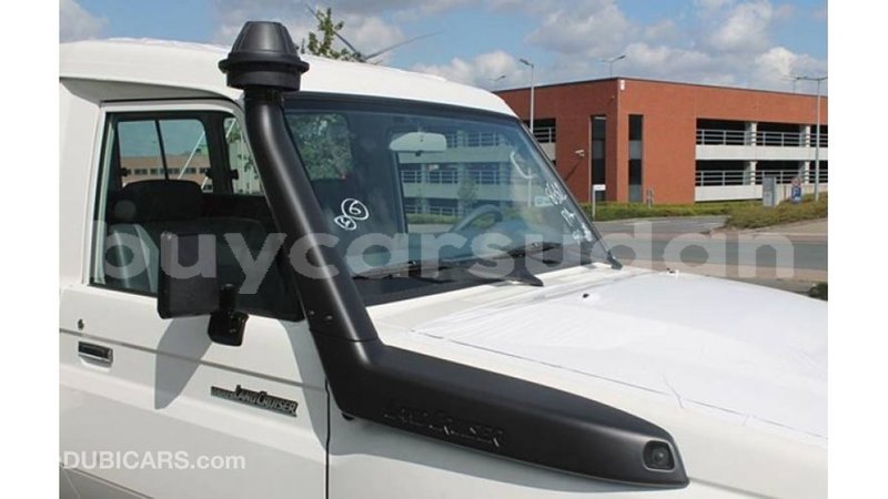 Big with watermark toyota land cruiser al jazirah state import dubai 2991