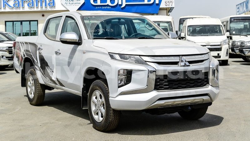 Big with watermark mitsubishi l200 al jazirah state import dubai 2996