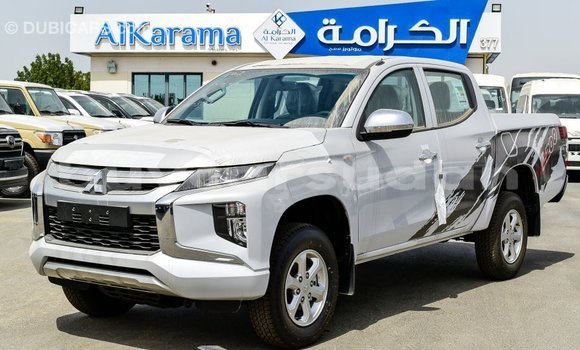 Buy Import Mitsubishi L200 White Car in Import - Dubai in Al Jazirah State Buy Import Mitsubishi L200 White Car in Import - Dubai in Al Jazirah State