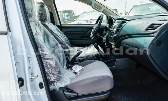 Buy Import Mitsubishi L200 White Car in Import - Dubai in Al Jazirah State Buy Import Mitsubishi L200 White Car in Import - Dubai in Al Jazirah State