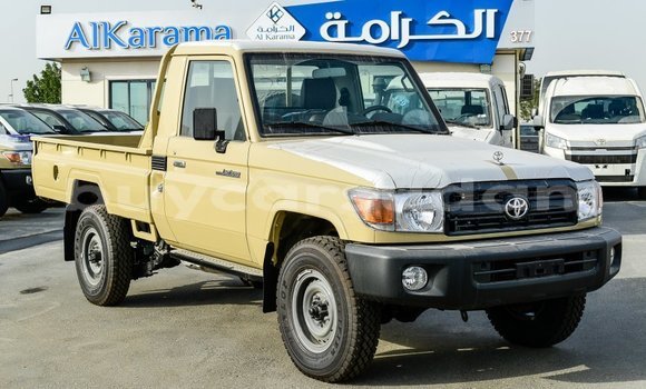Buy Import Toyota Land Cruiser Beige Car in Import - Dubai in Al Jazirah State Buy Import Toyota Land Cruiser Beige Car in Import - Dubai in Al Jazirah State