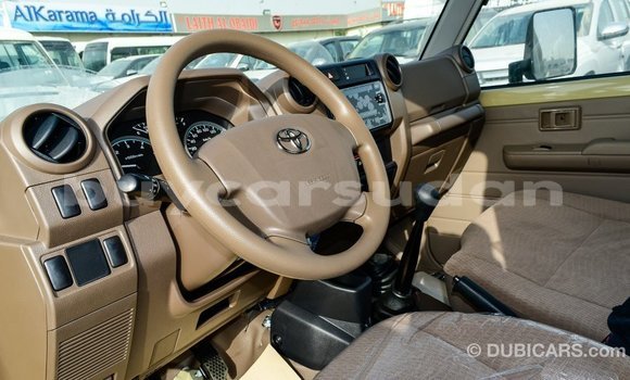 Buy Import Toyota Land Cruiser Beige Car in Import - Dubai in Al Jazirah State Buy Import Toyota Land Cruiser Beige Car in Import - Dubai in Al Jazirah State