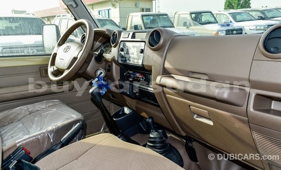 Buy Import Toyota Land Cruiser Beige Car in Import - Dubai in Al Jazirah State Buy Import Toyota Land Cruiser Beige Car in Import - Dubai in Al Jazirah State