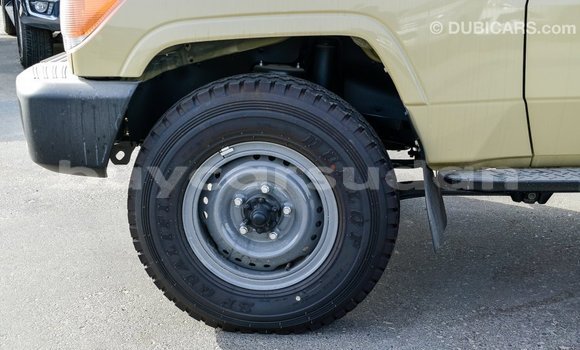 Buy Import Toyota Land Cruiser Beige Car in Import - Dubai in Al Jazirah State Buy Import Toyota Land Cruiser Beige Car in Import - Dubai in Al Jazirah State