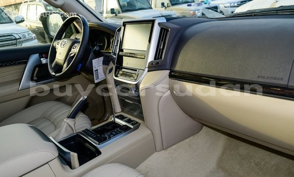 Buy Import Toyota Land Cruiser Black Car in Import - Dubai in Al Jazirah State Buy Import Toyota Land Cruiser Black Car in Import - Dubai in Al Jazirah State