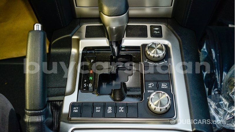 Big with watermark toyota land cruiser al jazirah state import dubai 3005