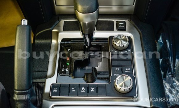 Buy Import Toyota Land Cruiser White Car in Import - Dubai in Al Jazirah State Buy Import Toyota Land Cruiser White Car in Import - Dubai in Al Jazirah State