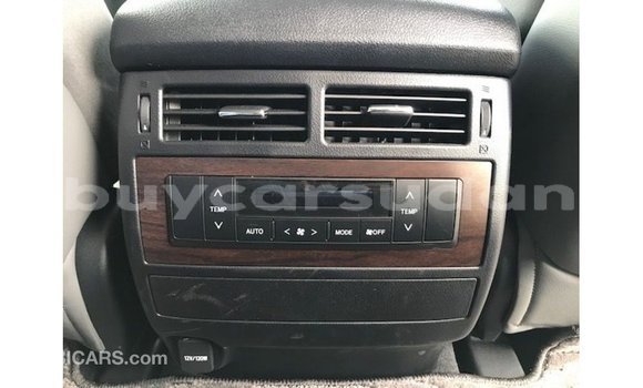 Buy Import Toyota Land Cruiser White Car in Import - Dubai in Al Jazirah State Buy Import Toyota Land Cruiser White Car in Import - Dubai in Al Jazirah State