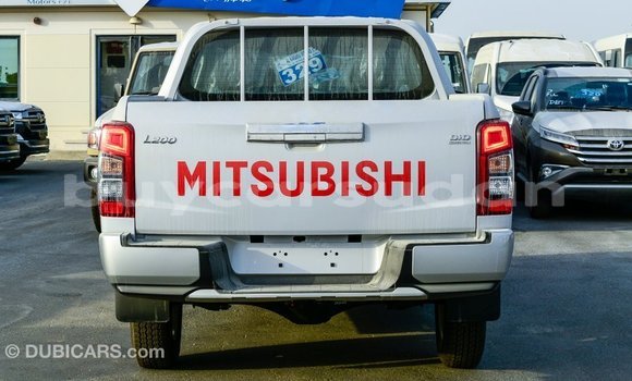 Buy Import Mitsubishi L200 White Car in Import - Dubai in Al Jazirah State Buy Import Mitsubishi L200 White Car in Import - Dubai in Al Jazirah State