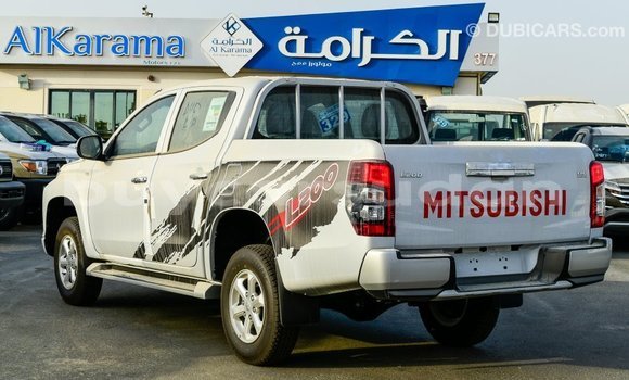 Buy Import Mitsubishi L200 White Car in Import - Dubai in Al Jazirah State Buy Import Mitsubishi L200 White Car in Import - Dubai in Al Jazirah State