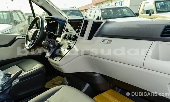 Buy Import Toyota Hiace White Car in Import - Dubai in Al Jazirah State Buy Import Toyota Hiace White Car in Import - Dubai in Al Jazirah State