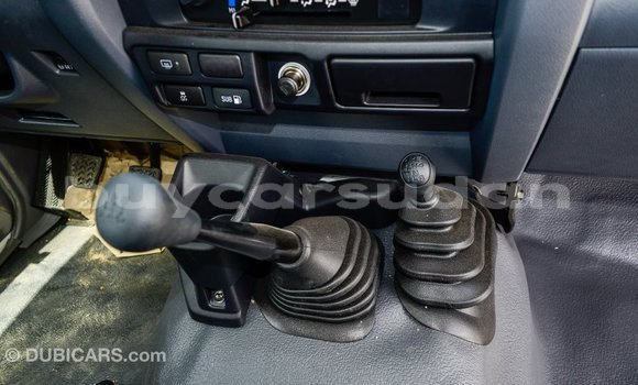 Buy Import Toyota Land Cruiser White Car in Import - Dubai in Al Jazirah State Buy Import Toyota Land Cruiser White Car in Import - Dubai in Al Jazirah State