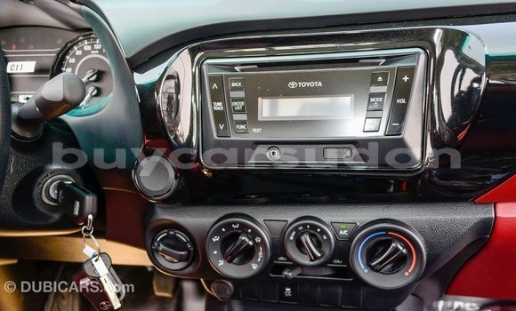 Buy Import Toyota Hilux White Car in Import - Dubai in Al Jazirah State Buy Import Toyota Hilux White Car in Import - Dubai in Al Jazirah State