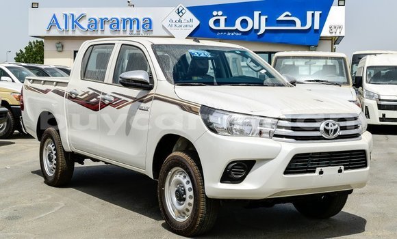 Buy Import Toyota Hilux White Car in Import - Dubai in Al Jazirah State Buy Import Toyota Hilux White Car in Import - Dubai in Al Jazirah State