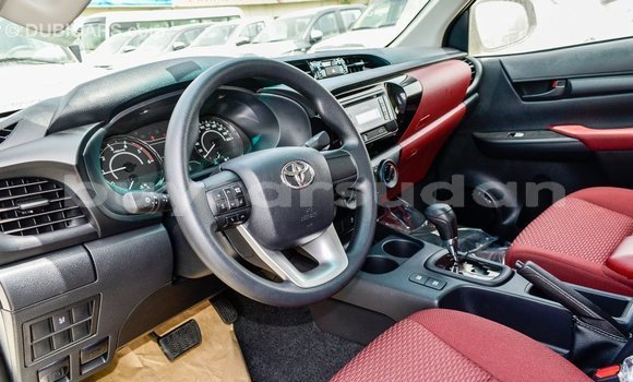 Buy Import Toyota Hilux White Car in Import - Dubai in Al Jazirah State Buy Import Toyota Hilux White Car in Import - Dubai in Al Jazirah State