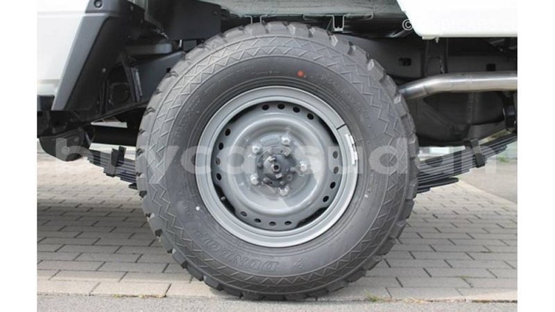 Big with watermark toyota land cruiser al jazirah state import dubai 3028