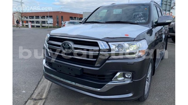Big with watermark toyota land cruiser al jazirah state import dubai 3034