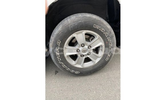 Buy Import Toyota Sequoia White Car in Import - Dubai in Al Jazirah State Buy Import Toyota Sequoia White Car in Import - Dubai in Al Jazirah State