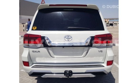 Buy Import Toyota Land Cruiser White Car in Import - Dubai in Al Jazirah State Buy Import Toyota Land Cruiser White Car in Import - Dubai in Al Jazirah State