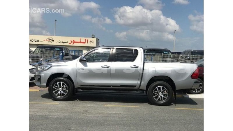 Big with watermark toyota hilux al jazirah state import dubai 3049