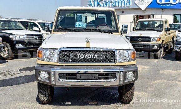 Buy Import Toyota Land Cruiser Beige Car in Import - Dubai in Al Jazirah State Buy Import Toyota Land Cruiser Beige Car in Import - Dubai in Al Jazirah State