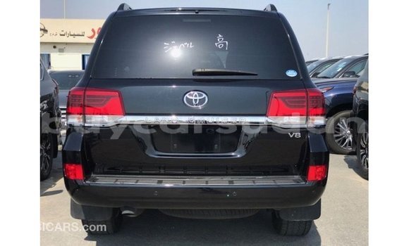 Acheter Import Voiture Toyota Land Cruiser Noir à Import - Dubai, État d'Al Jazirah Acheter Import Voiture Toyota Land Cruiser Noir à Import - Dubai, État d'Al Jazirah