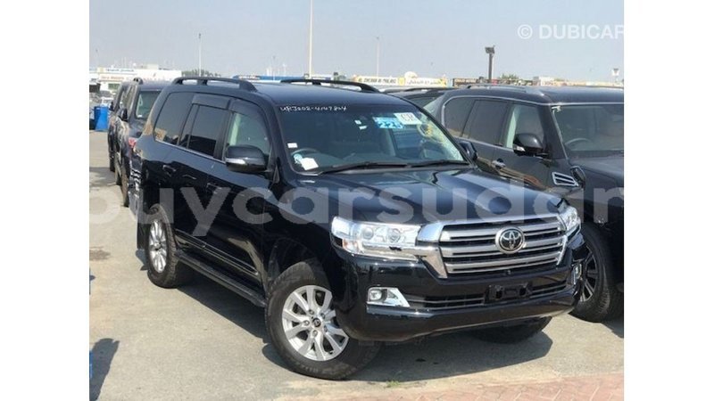 Big with watermark toyota land cruiser al jazirah state import dubai 3065